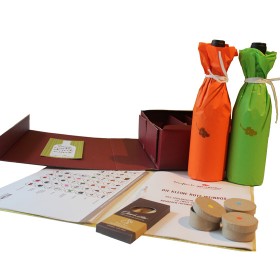 Weintraining - Unsere KLEINE rote Weinbox für zu Hause - ein spielerisches Weintraining mit Quiz Weintraining - Unsere KLEINE rote Weinbox für zu Hause - ein spielerisches Weintraining mit Quiz