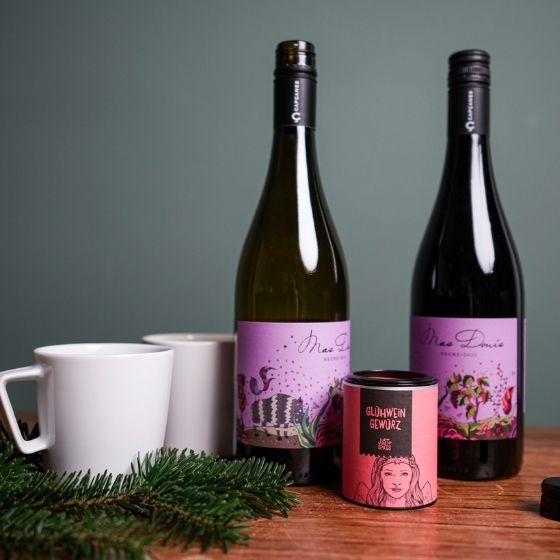 Glühwein-Paket - 2 Flaschen 0,75 ltr. mit Just Spices Glühweingewürz 20g Glühwein-Paket - 2 Flaschen 0,75 ltr. mit Just Spices Glühweingewürz 20g