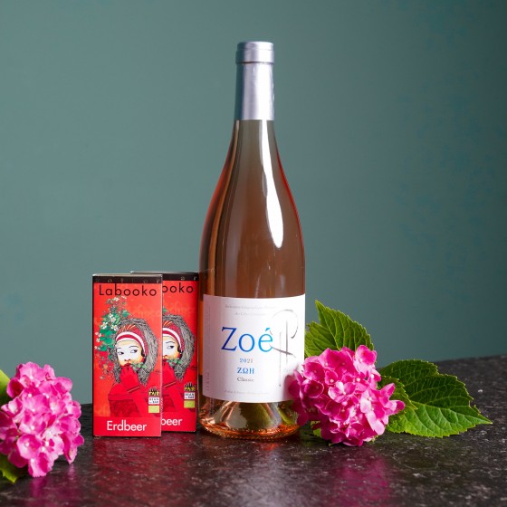 Sommerliches Wein & Schokolade Duo in Rosé Sommerliches Wein & Schokolade Duo in Rosé